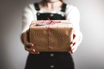 Unique-Gifts-For-Everyone Zurrahome